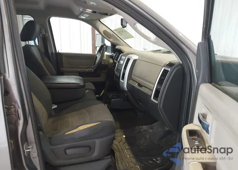 2010 Dodge Ram 1500 Slt/Sport/Trx z USA, uszkodzony, nr VIN 1D7RV1CT3AS239204